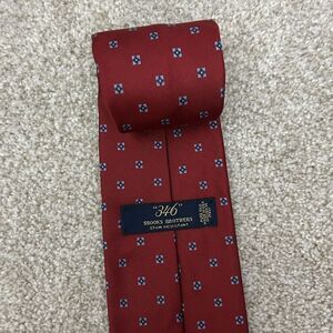 Brooks Brothers Stain‎ Resistant Pure Silk Neck Tie Geometric Made in USA
